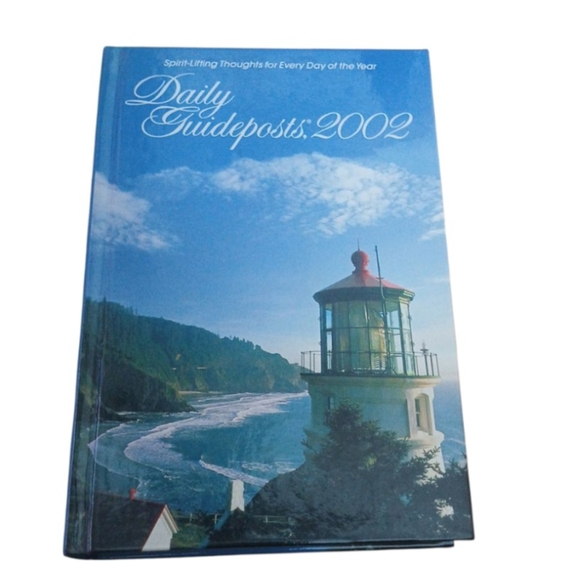 Daily Guideposts 2002 | "Praying Together" - Picture 1 of 8
